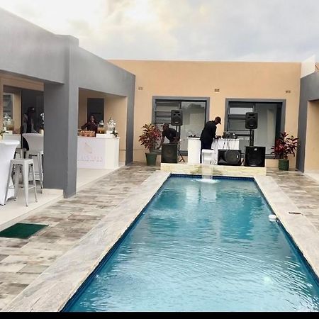 De Lux Villa Bulawayo Eksteriør bilde